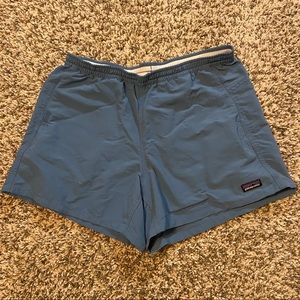 Patagonia women’s baggies 5” shorts